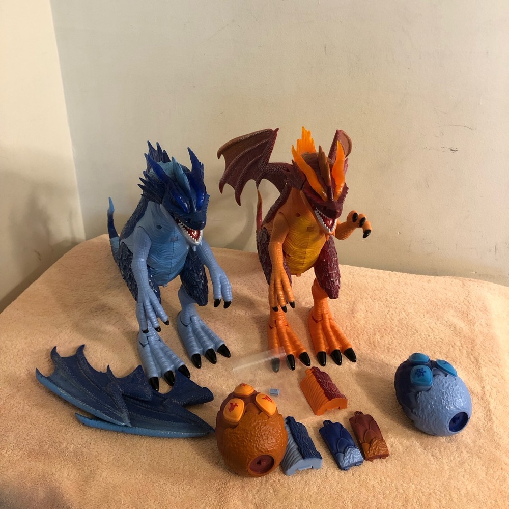 Lot of 2 Adventure Force Dragons Himalaya & Vesuvius With Remotes Both Work